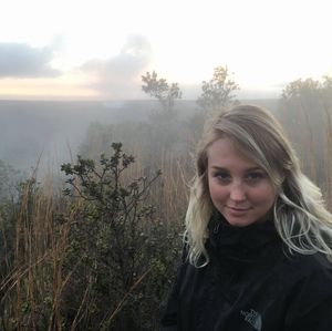 Meet your Posher, Olivia